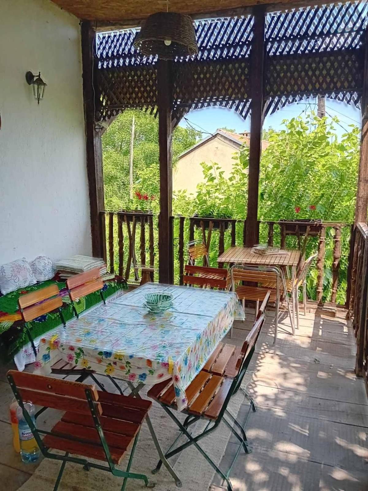 Апартаменты Country House Pivnica Milic Rogljevo Экстерьер фото